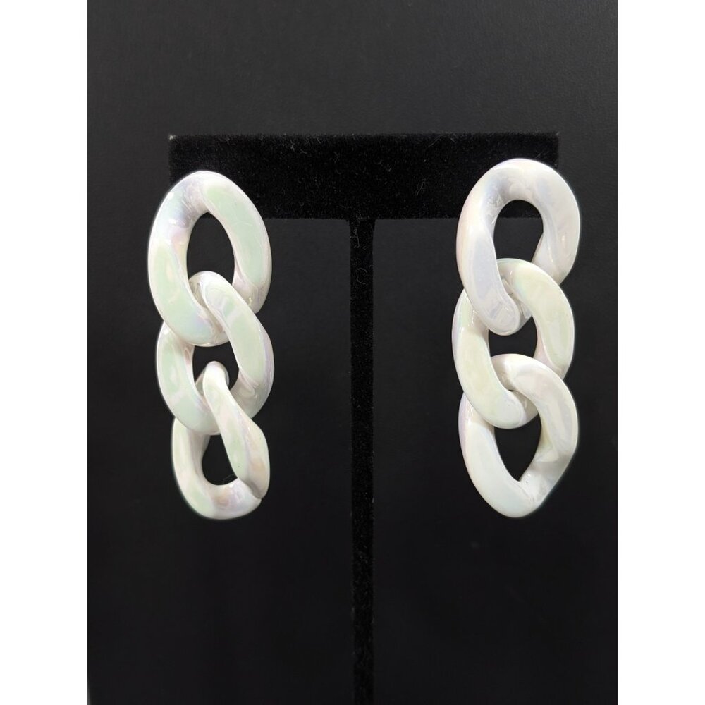 Chunky White Resin Link Earrings Iridescent Acrylic Chain Dangle Modern